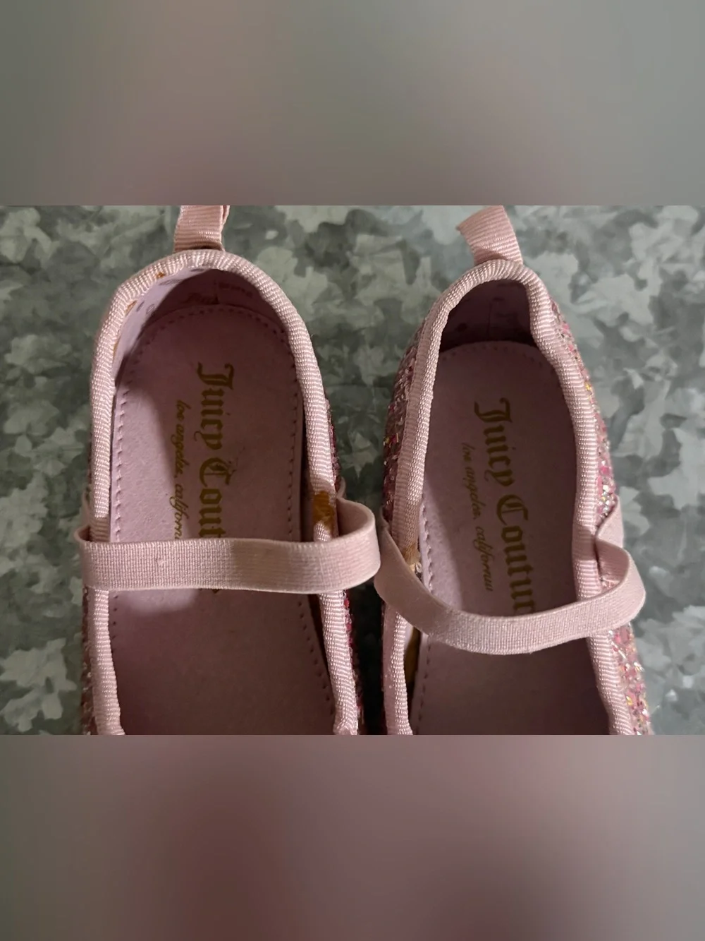 Juicy Couture Pink Glitter Bow Girls' Mary Jane Shoes, Size 6